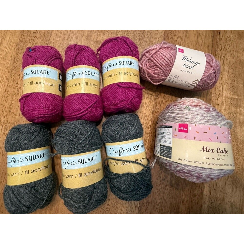 Crafters Square Acrylic Yarn Lot 8 Skeins Pink Gray Mix Cake & Tweed New